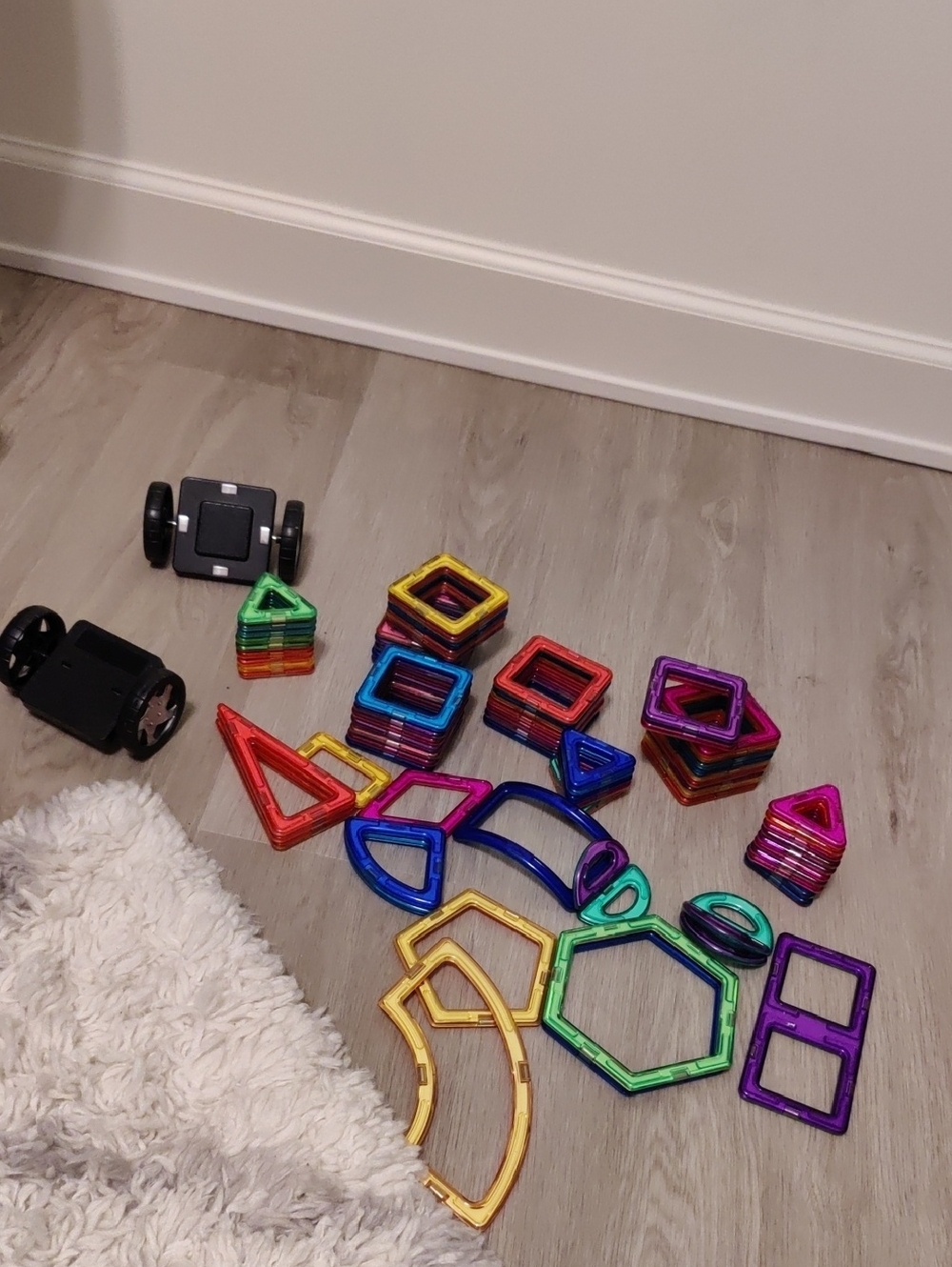 Magnetic Building Lot 80 Piece With Wheels Ages 3+ Y2K Retro Cottagecore Develop